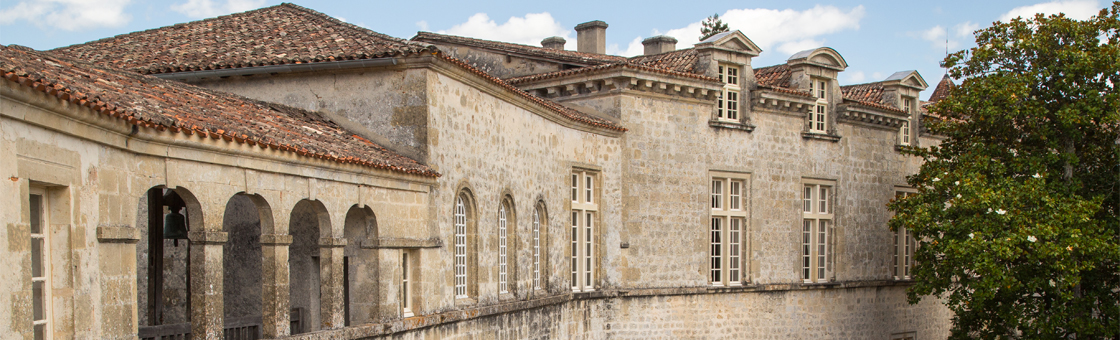 Le château de Cazeneuve